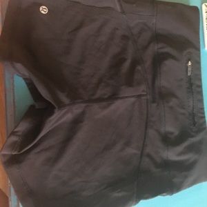 Lululemon shorts size 8